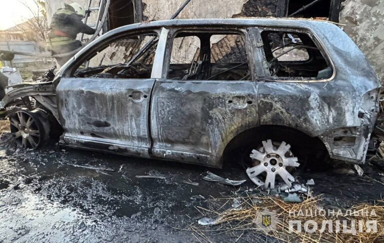 Закінчив конфлікт пожежею: у Житомирському районі поліцейські затримали підозрюваного у підпалі