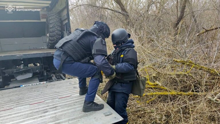 Сьогодні піротехніки ДСНС області вилучили та знешкодили артилерійський снаряд часів Другої світової війни