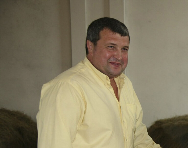 Вітаємо з Днем народження чудового лікаря-отоларинголога Романа Шапарчука!