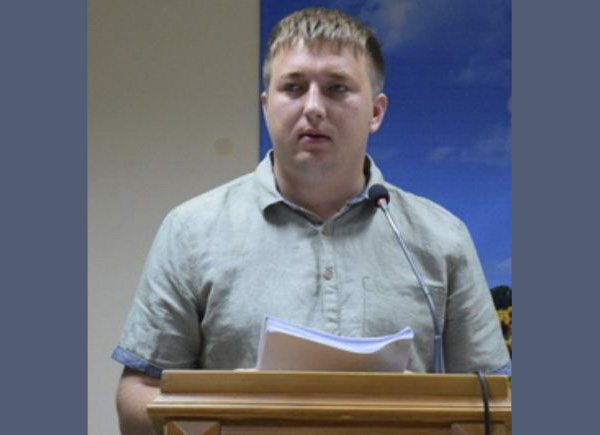 З’явилися не підтверджені чутки, що колишній голова Оліївської сільської ради Мельниченко Анатолій Михайлович повертається з армії і може повернутися на посаду