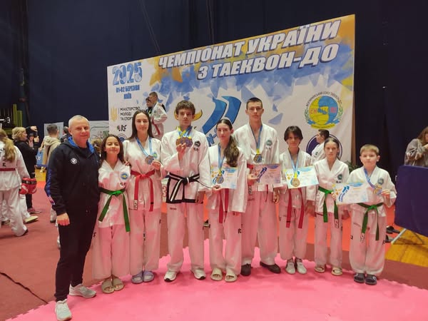 Збірна Житомирської області здобула 8 нагород на чемпіонаті України з таеквон-до у Києві