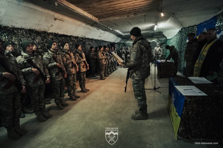 Перші військовослужбовці за контрактом “18-24” прийняли присягу у 10 ОГШБр “Едельвейс”