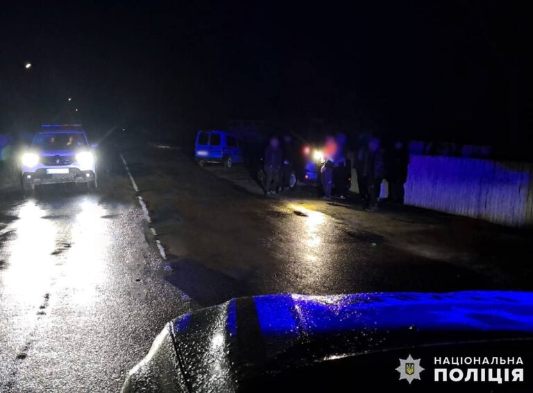 На Олевщині слідчі поліції розслідують загибель пішохода в ДТП