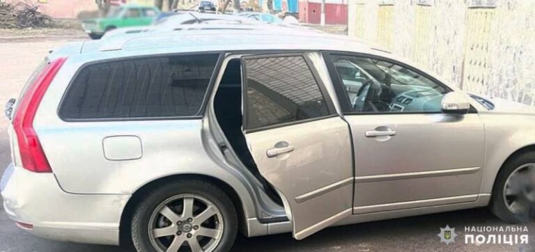 У Житомирі поліцейські затримали причетного до викрадення автомобіля