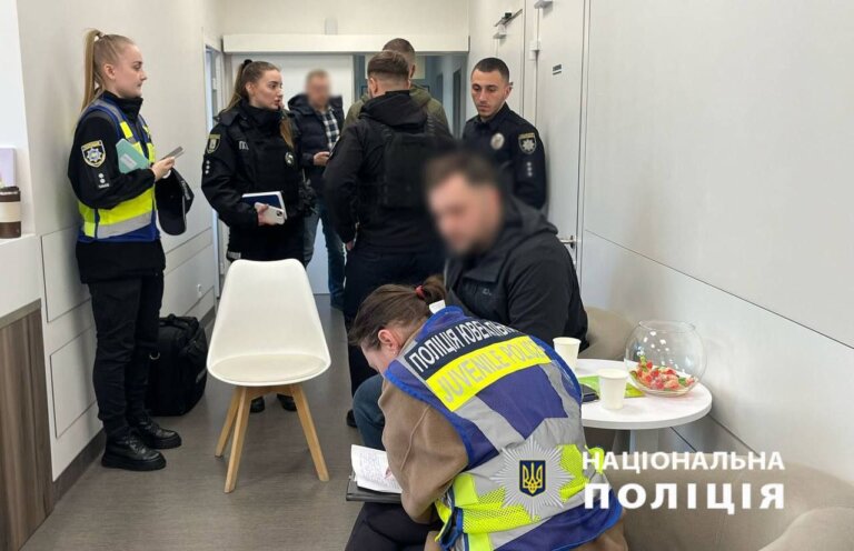 Семирічний хлопчик помер на прийомі в лікаря-стоматолога: у нього зупинилося серце після введення наркозу, — поліція Києва