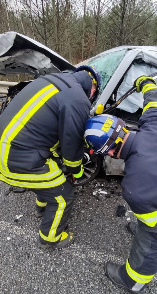 ДТП у Іванівці: рятувальники деблокували тіла двох загиблих