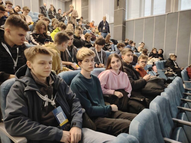 Вітаємо переможців IV етапу Всеукраїнської учнівської олімпіади з інформатики, яка відбулася у місті Луцьку