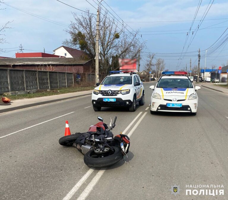 У Житомирі травми в ДТП отримав мотоцикліст: поліцейські проводять розслідування