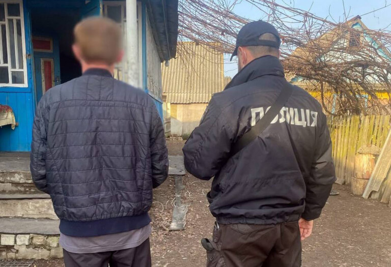 У Коростенському районі поліція затримала підозрюваного у вбивстві рідного брата