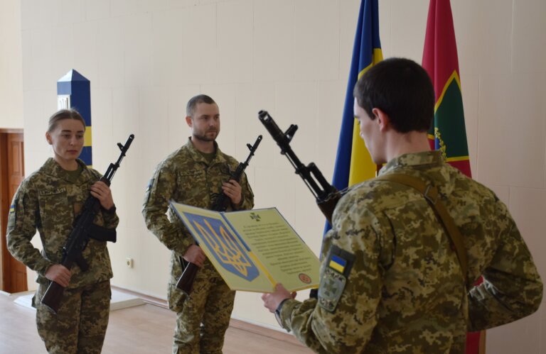 Новобранці Житомирського прикордонного загону склали Військову присягу