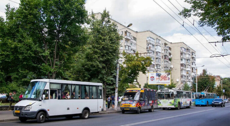 І знов скандал: На зміну житомирським маршруткам вже невдовзі можуть прийти луцькі