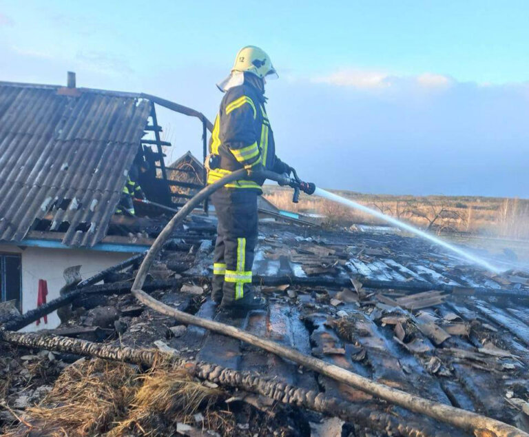 Коростенщина: під час пожежі травмувалась людина