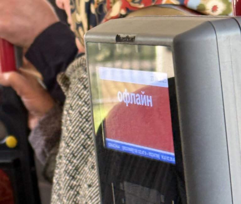 Як пройшла поминальна неділя та як був організований підвіз людей до найбільшого кладовища міста?