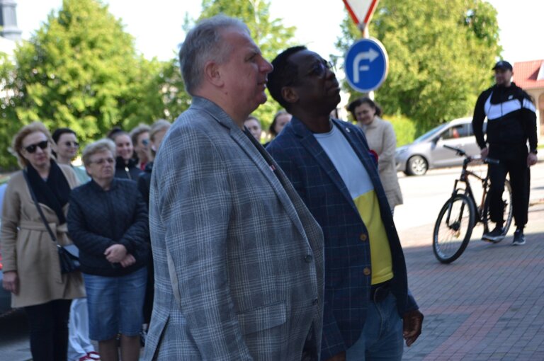 Я прагну до України, як до оази у пустелі. – О. Бальзак