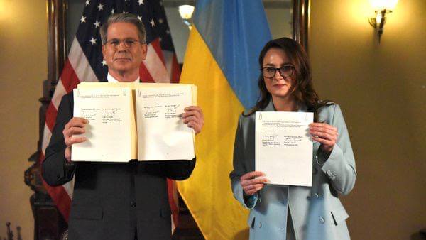 Україна та США підписали угоду про надра