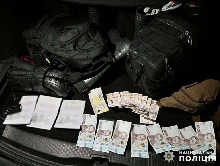 Слідчі зібрали докази причетності 24-річного вінничанина до переправлення щонайменше 14 чоловіків призовного віку у прикордонну зону