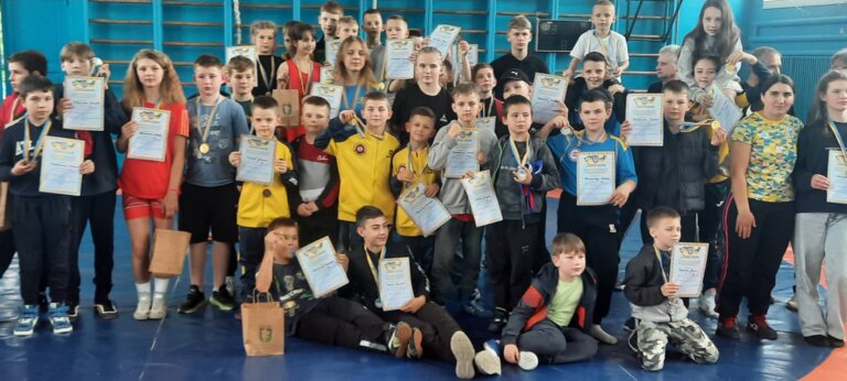 Юні спортсмени ГО «Коростень Врестлінг» успішно виступили на турнірі в Малині