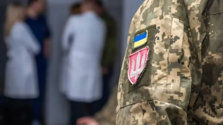 Військові (жінки і чоловіки) можуть безоплатно зберегти свої репродуктивні клітини