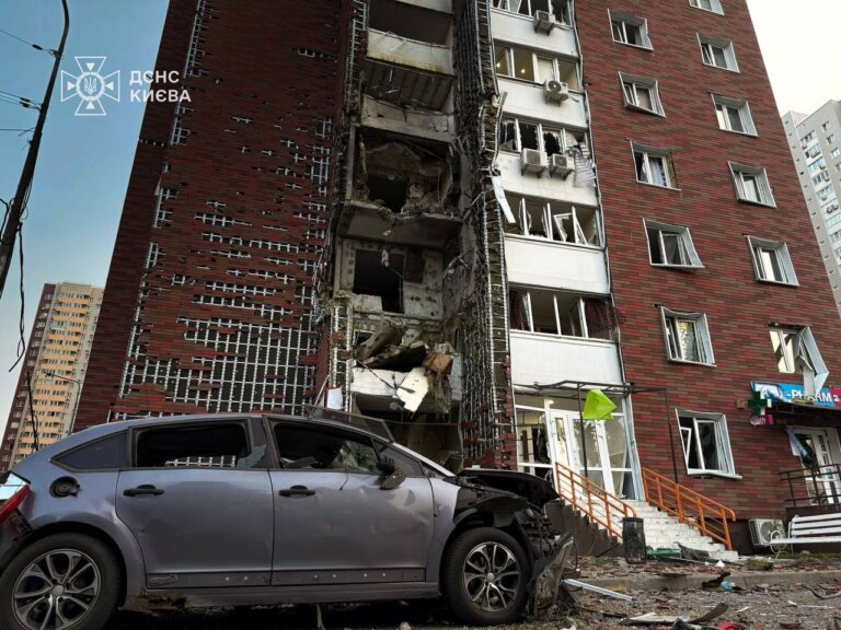 Цієї ночі Україна знову здригалася від вибухів: найбільше постраждали столиця, Київщина та Одещина