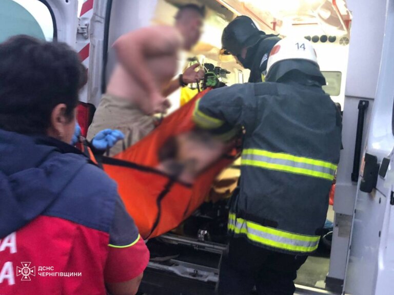 Чернігівщина: двоє 12-річних хлопців отримали ураження струмом, вилізши на дах вантажного вагона
