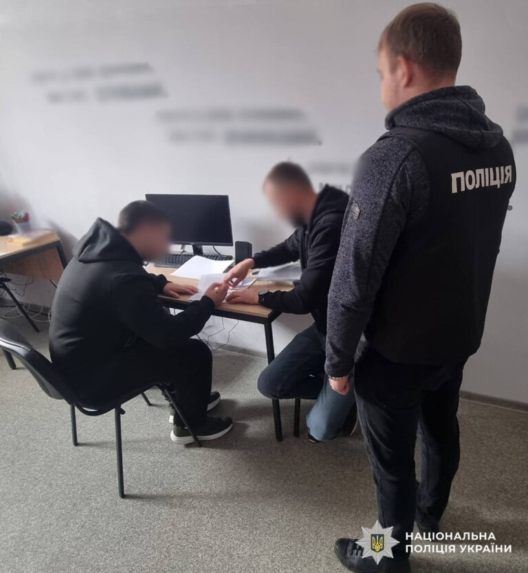 Терористичний акт та підпал авто військовослужбовців – до суду скеровано справу щодо п’ятьох осіб
