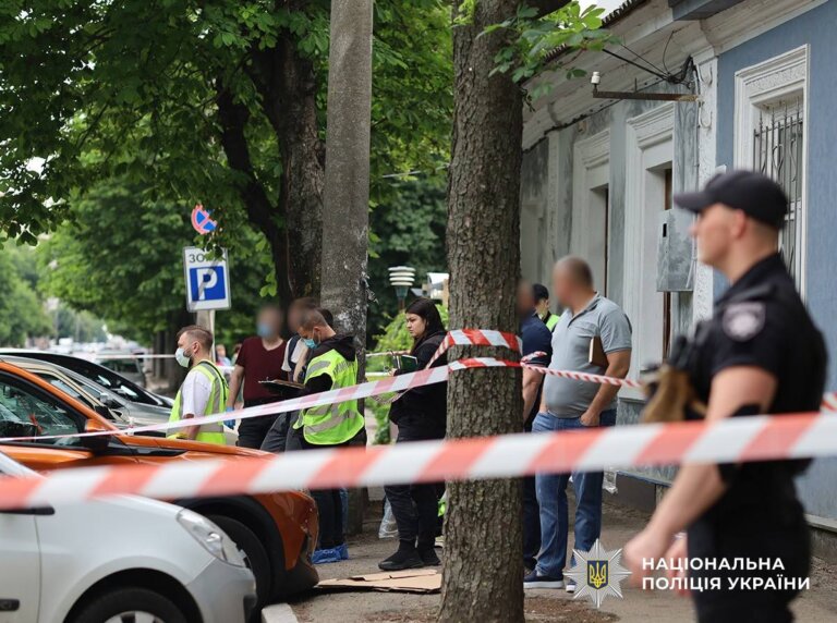 Поліція Житомирщини працює на місці загибелі двох людей