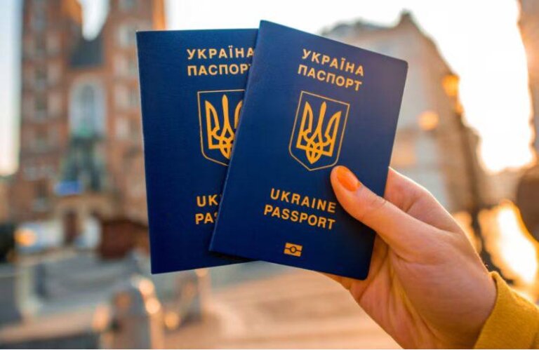 Парламент ухвалив закон про множинне громадянство. Для кого це важливо?