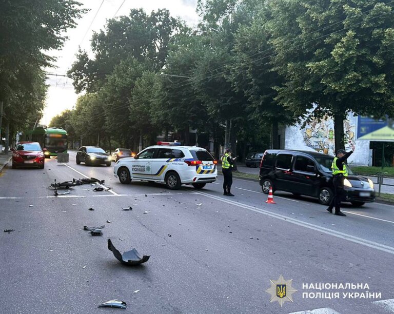 У Житомирі травми в ДТП отримав 15-річний підліток: поліція встановлює обставини