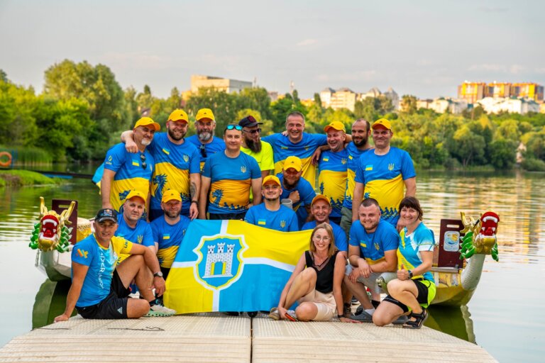 Житомирські ветерани готові до Чемпіонату світу з веслування на «Драконах»!