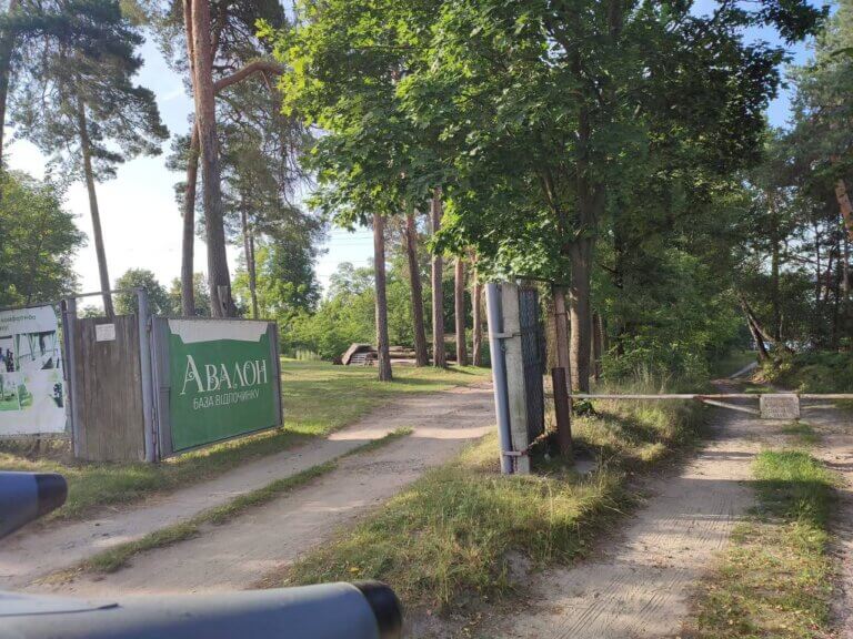 Тетерівка. Шлагбаум для обраних — закон для “своїх”?