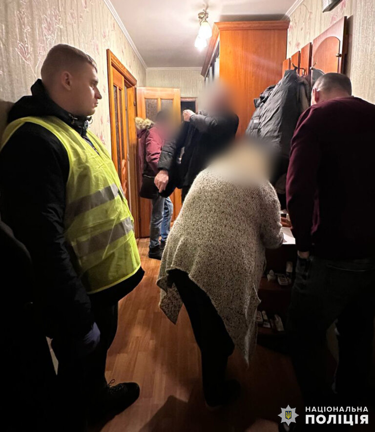 Поліцейські Житомирщини завершили розслідування зухвалих схем «заробітку»