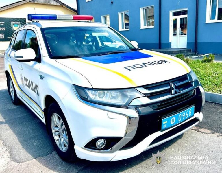 Ємільчинські поліцейські встановлюють обставини ДТП за участі двох дітей
