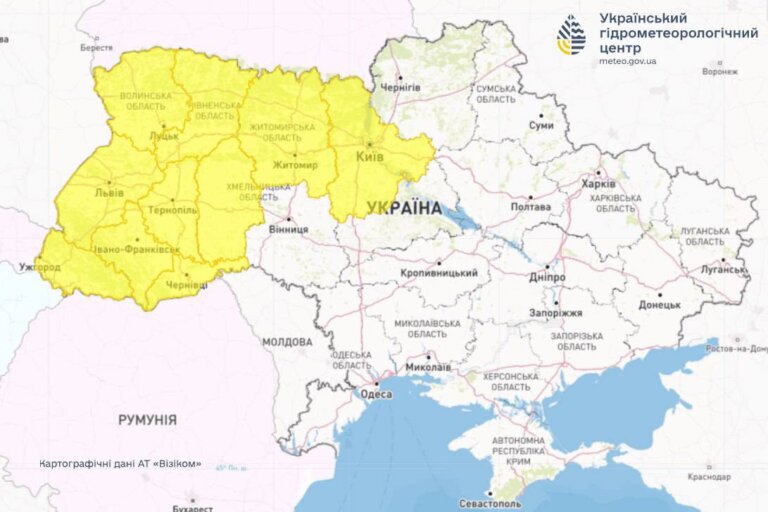 У вівторок, 8 липня, в Україні будуть грози, град, а в низці областей оголошено штормове попередження через негоду