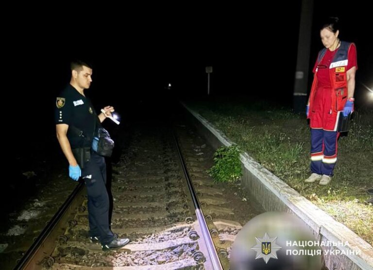 Бердичівська поліція розслідує обставини загибелі чоловіка на залізничних коліях