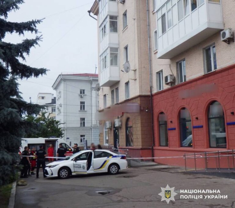 У Житомирі поліцейські розслідують обставини загибелі 6-річної дівчинки