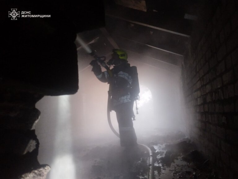 За минулу добу рятувальники області 10 разів виїжджали на ліквідацію надзвичайних подій, зокрема на 3 пожежі та на 4 аварійно-рятувальні роботи