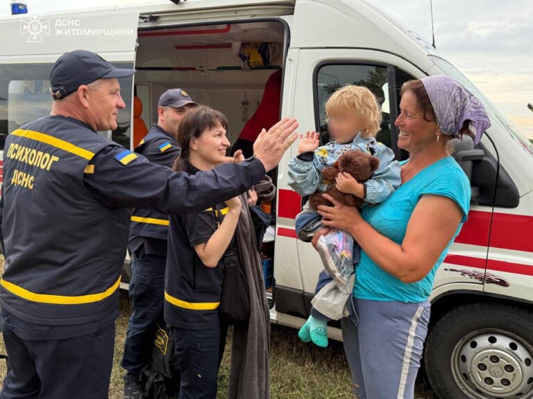 Понад 100 осіб шукали 3-річну дівчинку, яка загубилася вчора у Бердичівському районі
