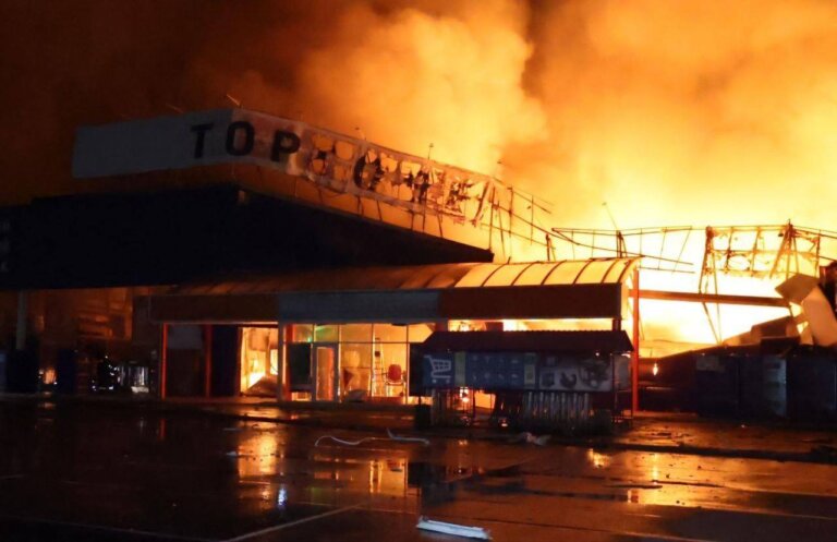 Держава-терористка вбиває цивільних у серці Європи