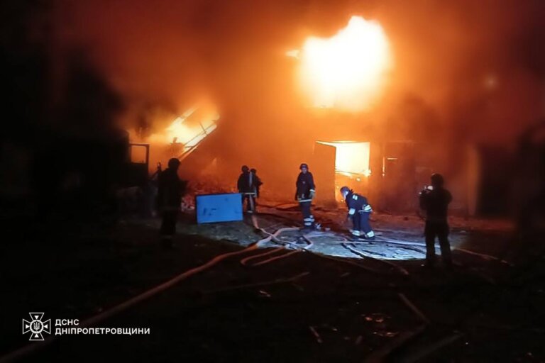 Вночі ворожі безпілотники атакували Дніпропетровщину