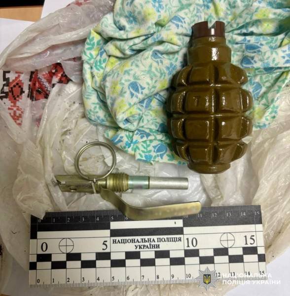 На Звягельщині поліцейські затримали підозрюваного у збуті боєприпасів