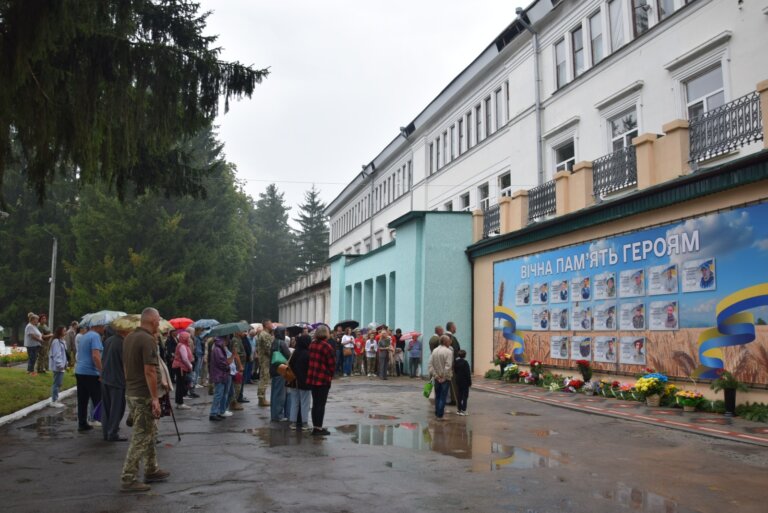 У Озерному відкрили «Стіну пам’яті героїв»