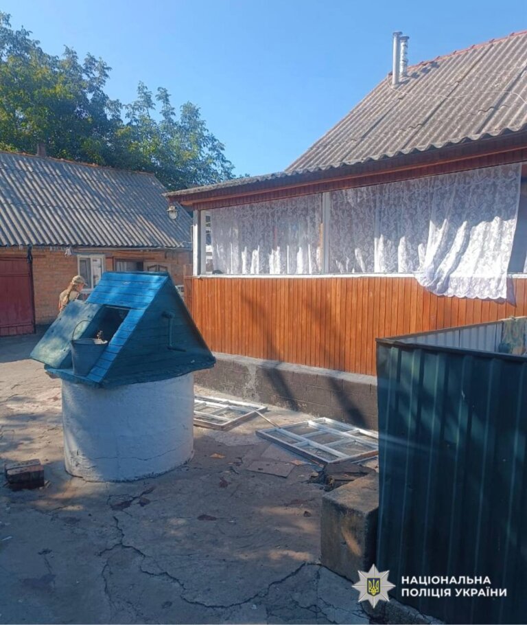 Кинув гранату в бік дружини: поліцейські Житомирщини розслідують замах на вбивство