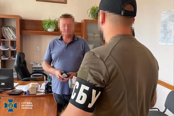 Викрили розтрату бюджетних коштів при облаштуванні могил Героїв у Звягелі