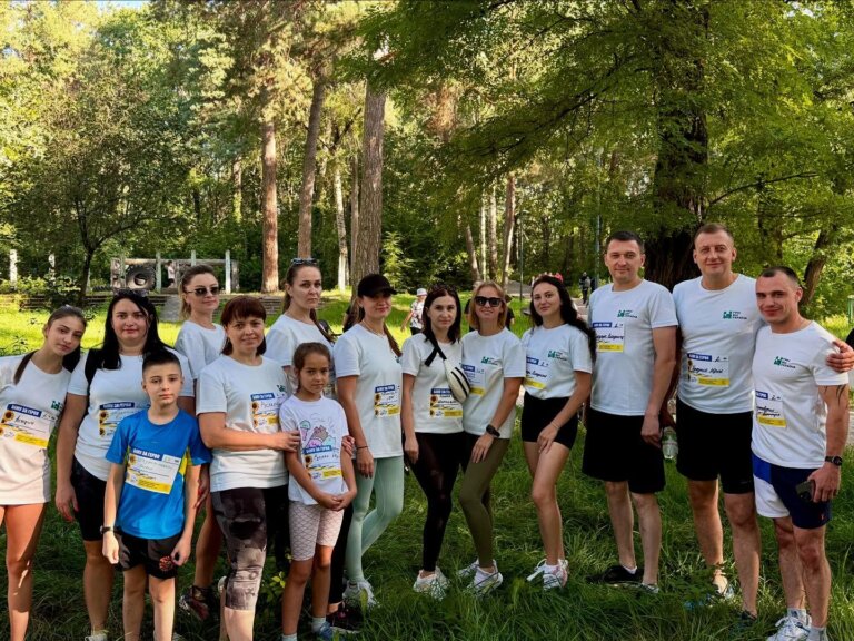 Команда ТОВ «ҐРІН БІН УКРАЇНА» долучилася до Всеукраїнського щорічного забігу «Шаную воїнів, біжу за героїв України»