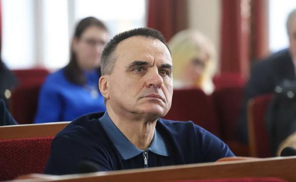 Суд визнав депутата Житомирської облради Мелашенка винним у шахрайстві та звільнив від відбування покарання