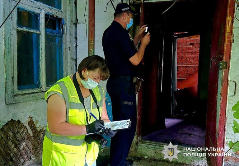 Ревнощі з присмаком крові: 17-річна житомирянка зарізала свого хлопця