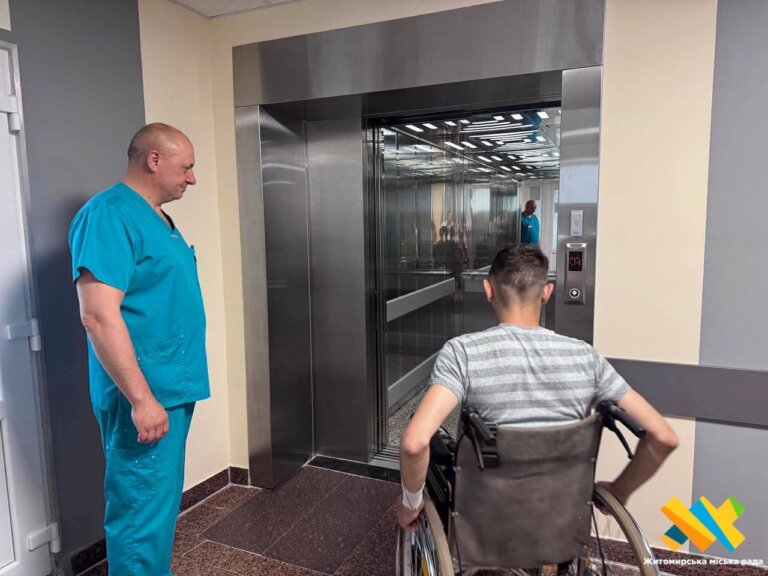 У Лікарні №2 ім. В. П. Павлусенка створюють безбар’єрний простір для кожного пацієнта