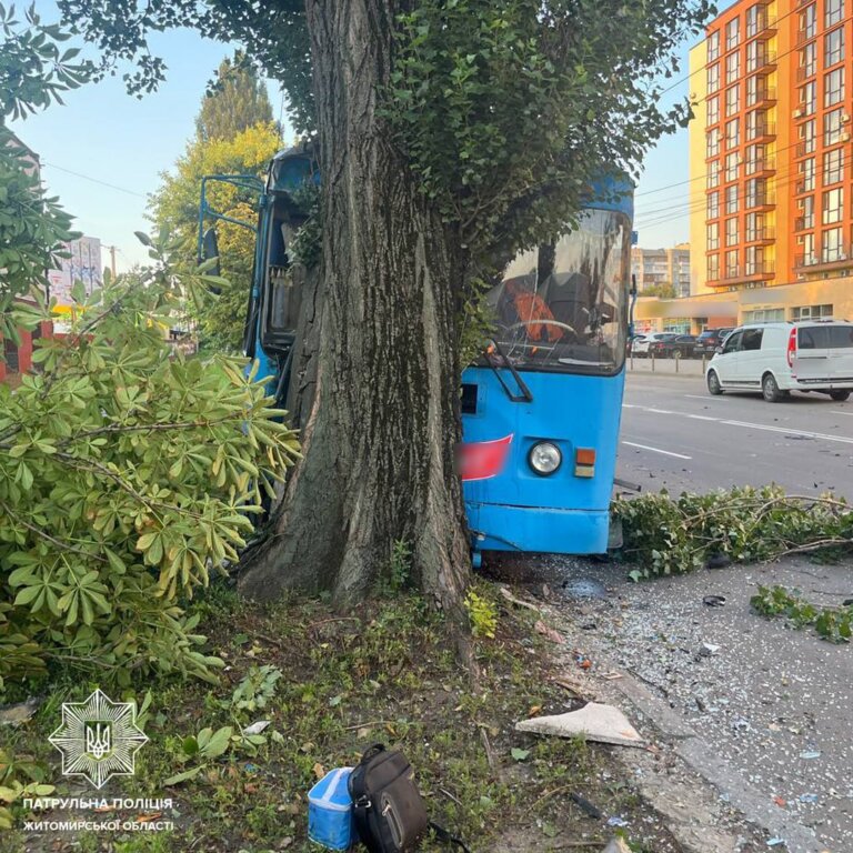 До уваги водіїв! Частково ускладнений рух на вулиці Вітрука