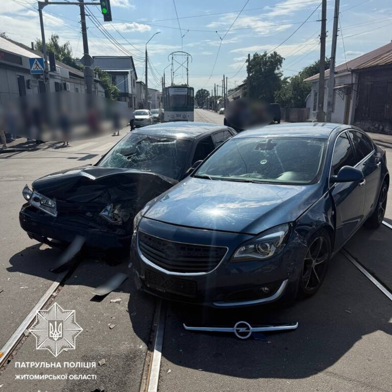 До уваги водіїв та жителів міста! Рух трамваїв обмежено в обох напрямках