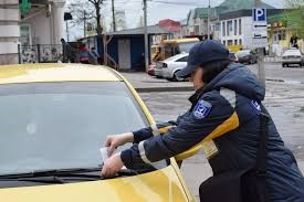 У Житомирі планують затвердити перелік місць розміщення майданчиків для платного паркування